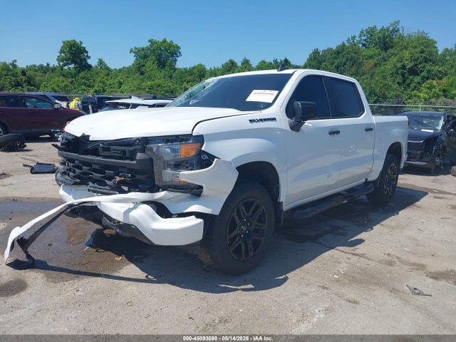 Chevrolet Silverado 1500 2wd  Short Bed Custom