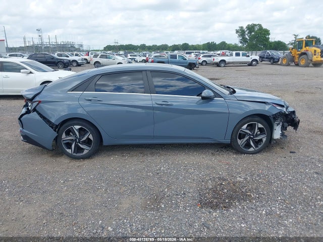 Hyundai ELANTRA Limited