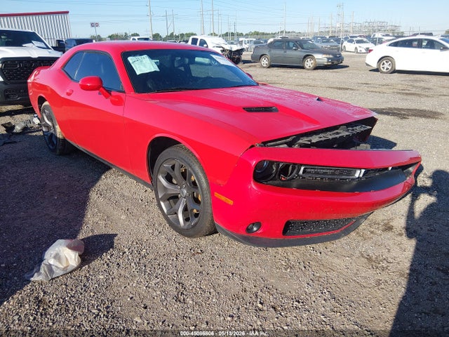 Salvage Dodge Challenger Image