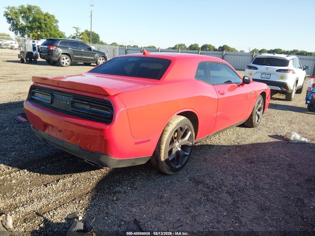 Dodge Challenger Sxt