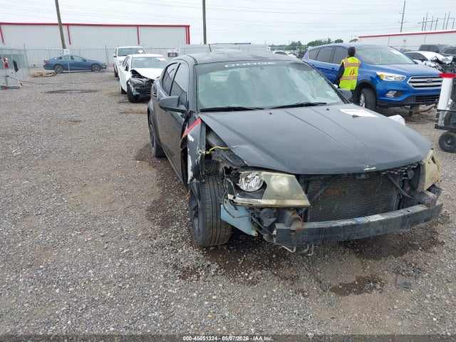 Salvage Dodge Avenger Image