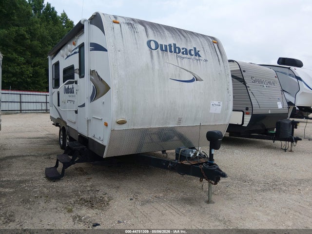 Salvage Keystone Outback Series M 210 Image