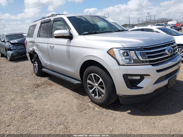Salvage Ford Expedition Image