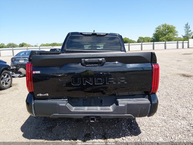 Toyota Tundra Sr5 Crewmax 5.5' Bed