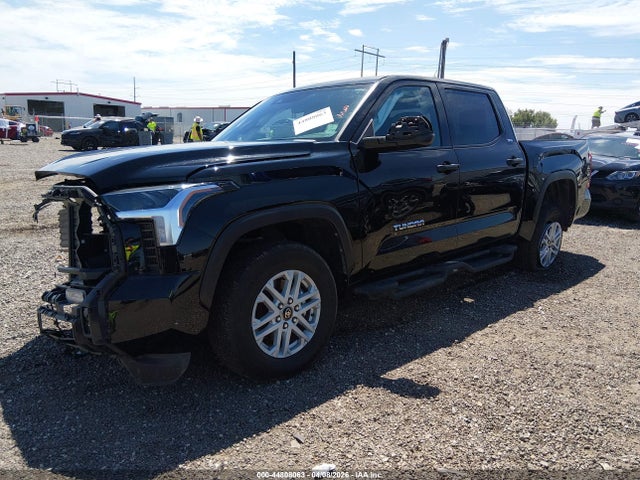 Toyota Tundra Sr5 Crewmax 5.5' Bed