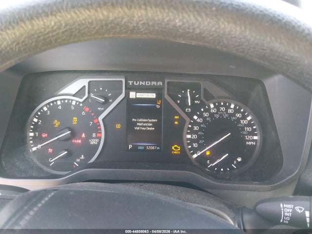Toyota Tundra Sr5 Crewmax 5.5' Bed