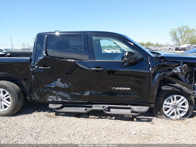 Toyota Tundra Sr5 Crewmax 5.5' Bed
