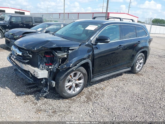 Toyota Highlander Xle V6