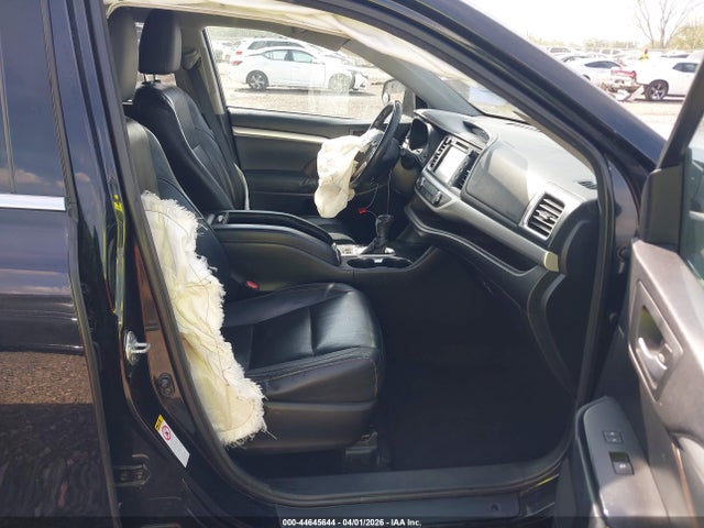 Toyota Highlander Xle V6