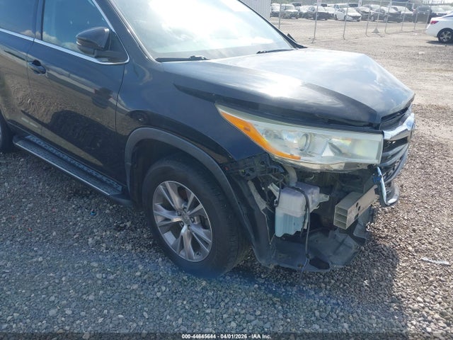 Toyota Highlander Xle V6