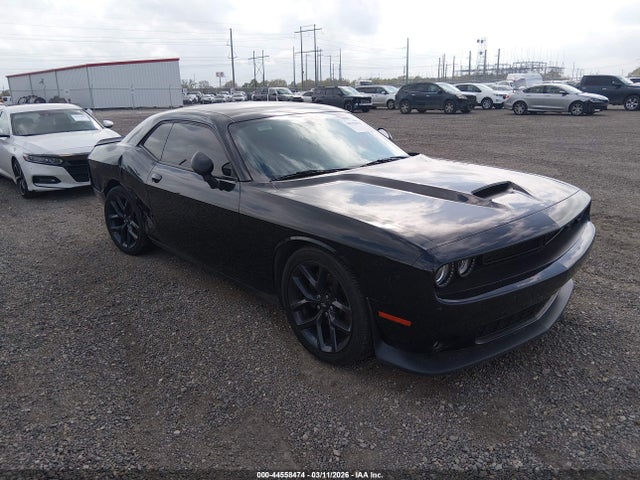 Salvage Dodge Challenger Image