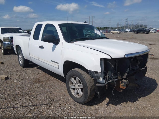 Salvage GMC Sierra 1500 Image