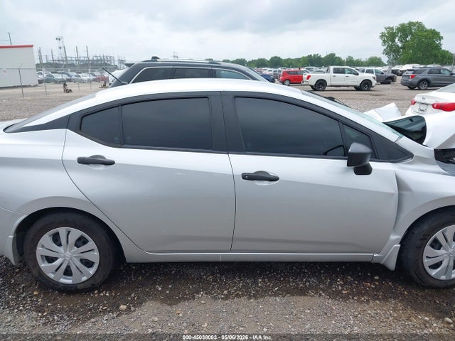 Nissan Versa 1.6 S