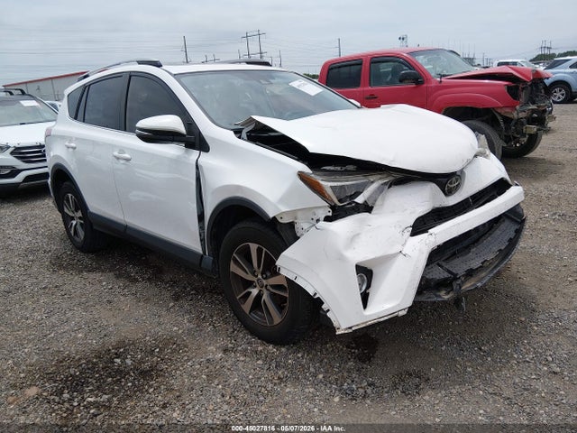 Salvage Toyota RAV4 Image