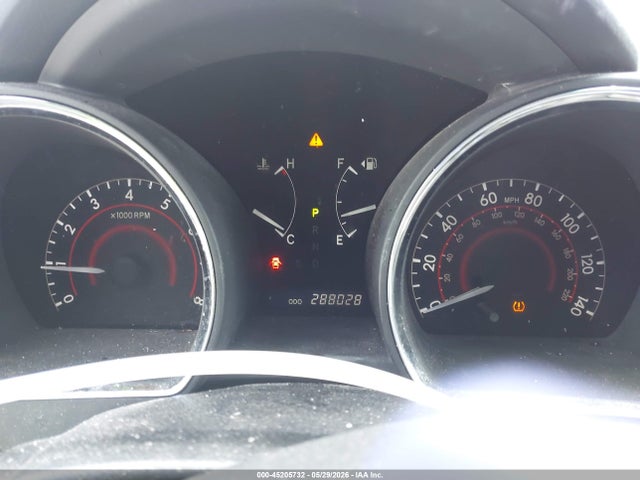 Toyota Highlander Base V6