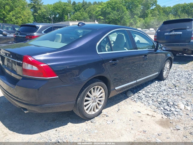 Volvo S80 3.2