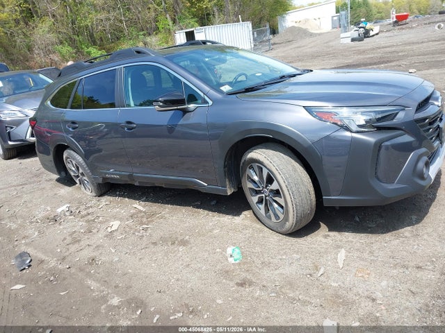 Salvage Subaru Outback Image