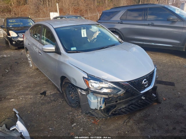 Salvage Nissan Sentra Image