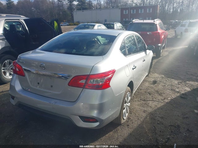 Nissan Sentra S