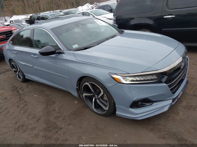 Salvage Honda Accord Image