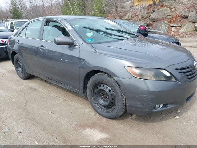 Salvage Toyota Camry Image