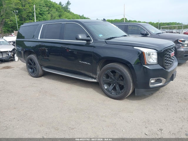 Salvage GMC Yukon Image