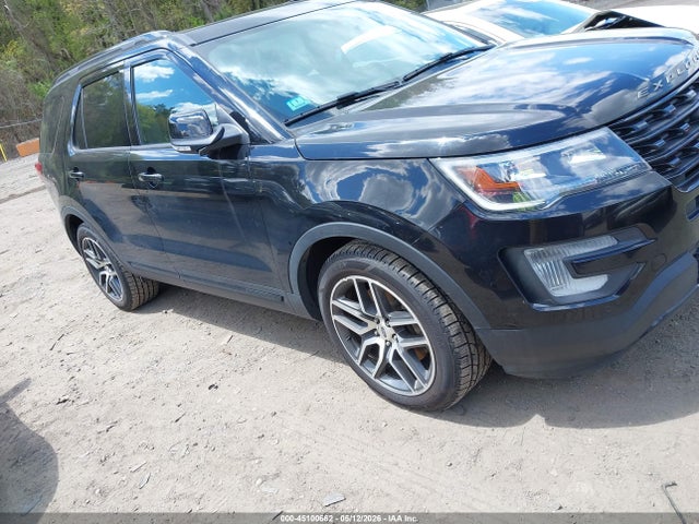 Salvage Ford Explorer Image