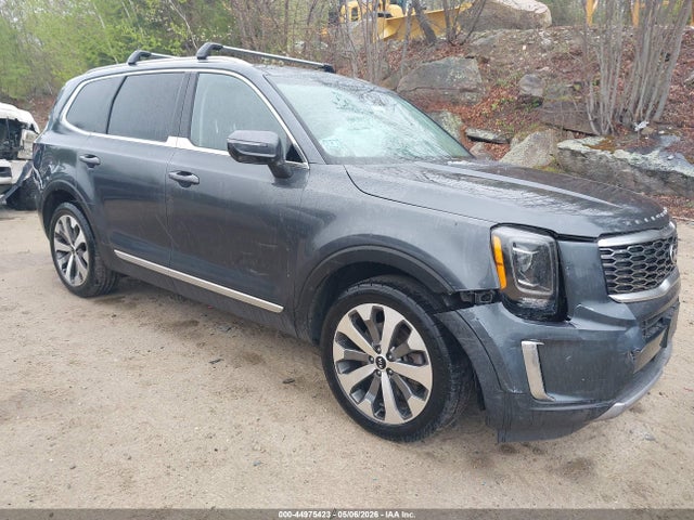 Salvage Kia Telluride Image