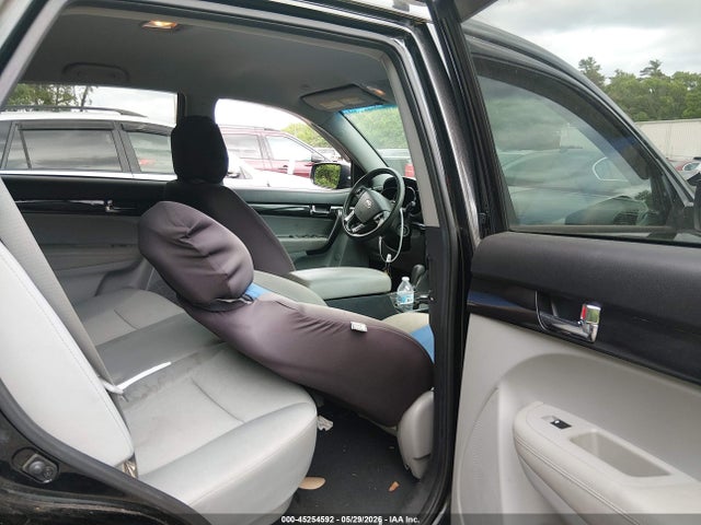 Kia Sorento Lx V6