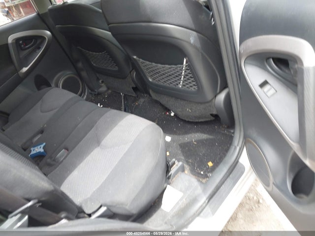 Toyota RAV4 Sport V6