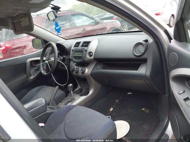 Toyota RAV4 Sport V6