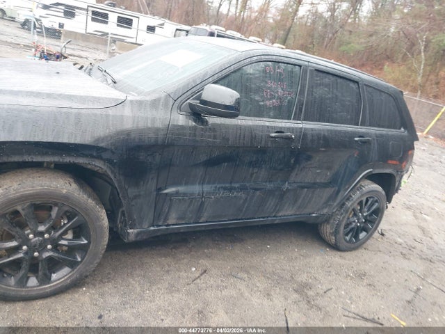 Jeep Grand Cherokee Altitude 4x4
