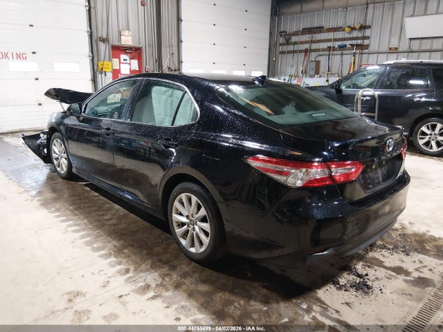 Toyota Camry Le