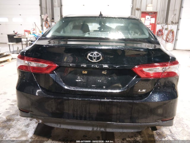 Toyota Camry Le