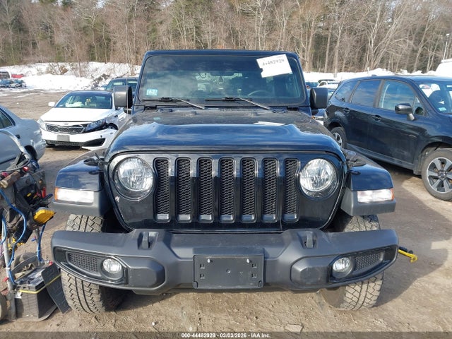 Jeep Wrangler 4-door Sahara Altitude 4x4