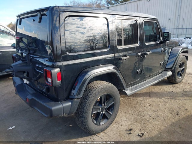 Jeep Wrangler 4-door Sahara Altitude 4x4