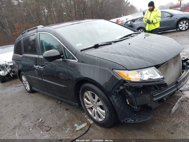 Salvage Honda Odyssey Image