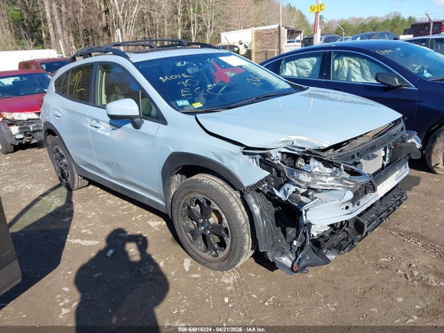 Salvage Subaru Crosstrek Image