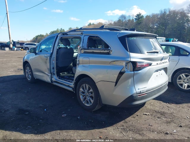 Toyota Sienna Xle