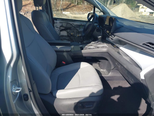 Toyota Sienna Xle