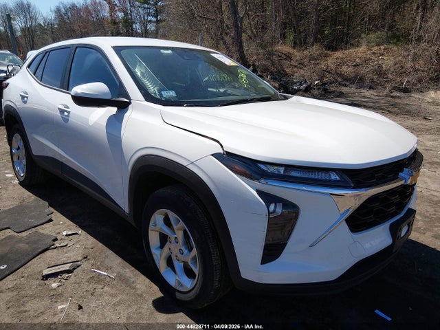 Salvage Chevrolet Trax Image