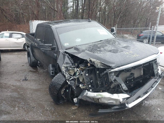 Salvage Chevrolet Silverado 1500 Image