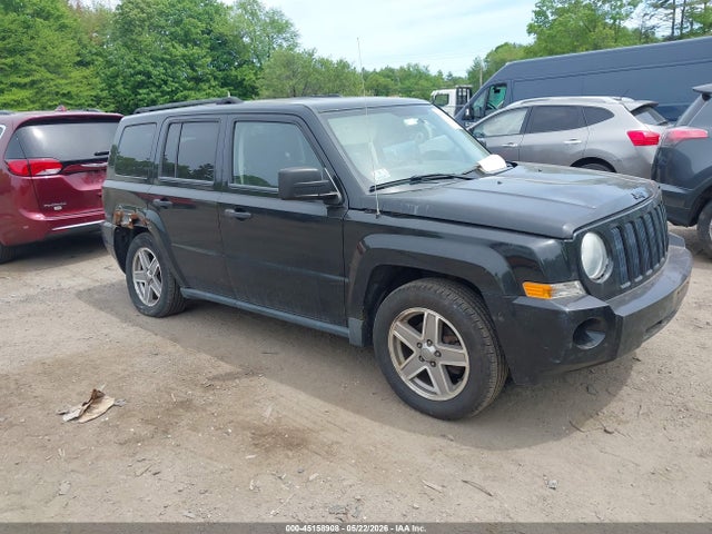Salvage Jeep Patriot Image