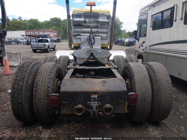 Kenworth Construction W900