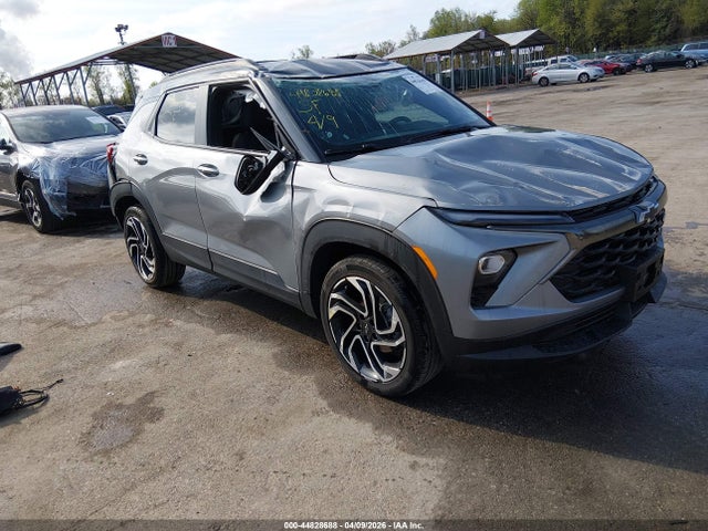 Salvage Chevrolet Trailblazer Image