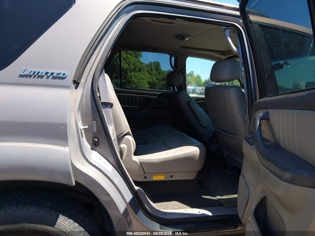 Toyota Sequoia Limited V8