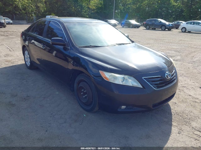 Salvage Toyota Camry Image