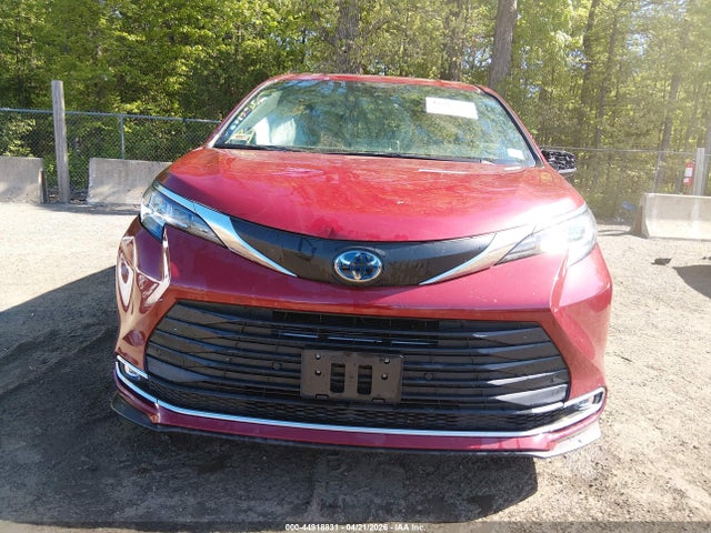 Toyota Sienna Xle
