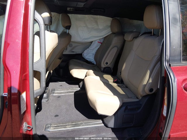 Toyota Sienna Xle