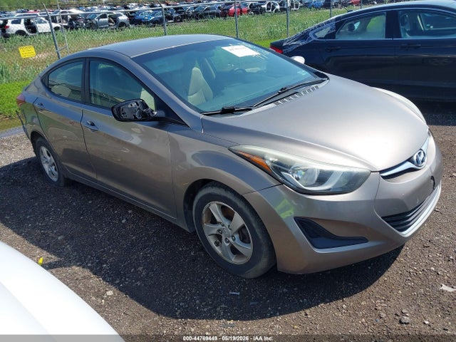 Salvage Hyundai ELANTRA Image
